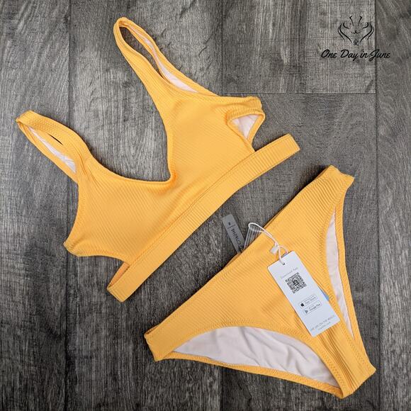 Cupshe Cutout Low Waist Bikini Swimsuit Size L - Picture 3 of 4